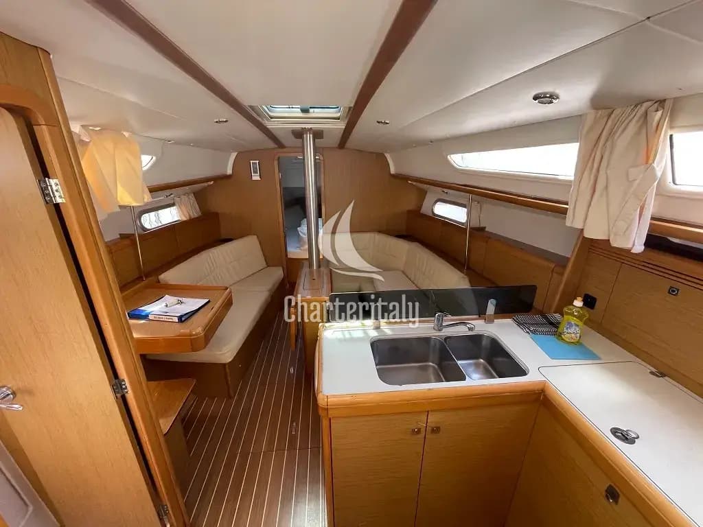 Sun Odyssey 36i - Mala - 3