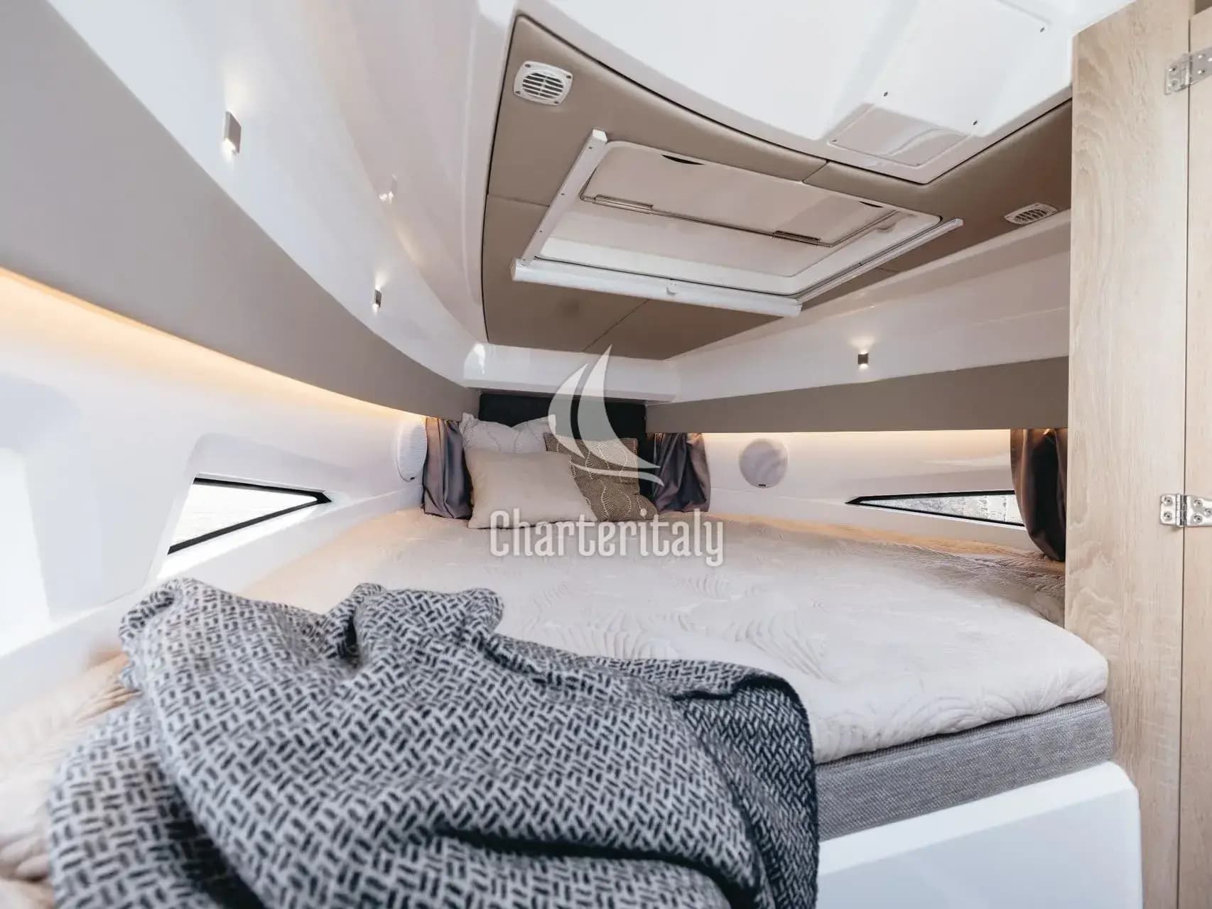 Noblesse 830 - Odysseus - 9
