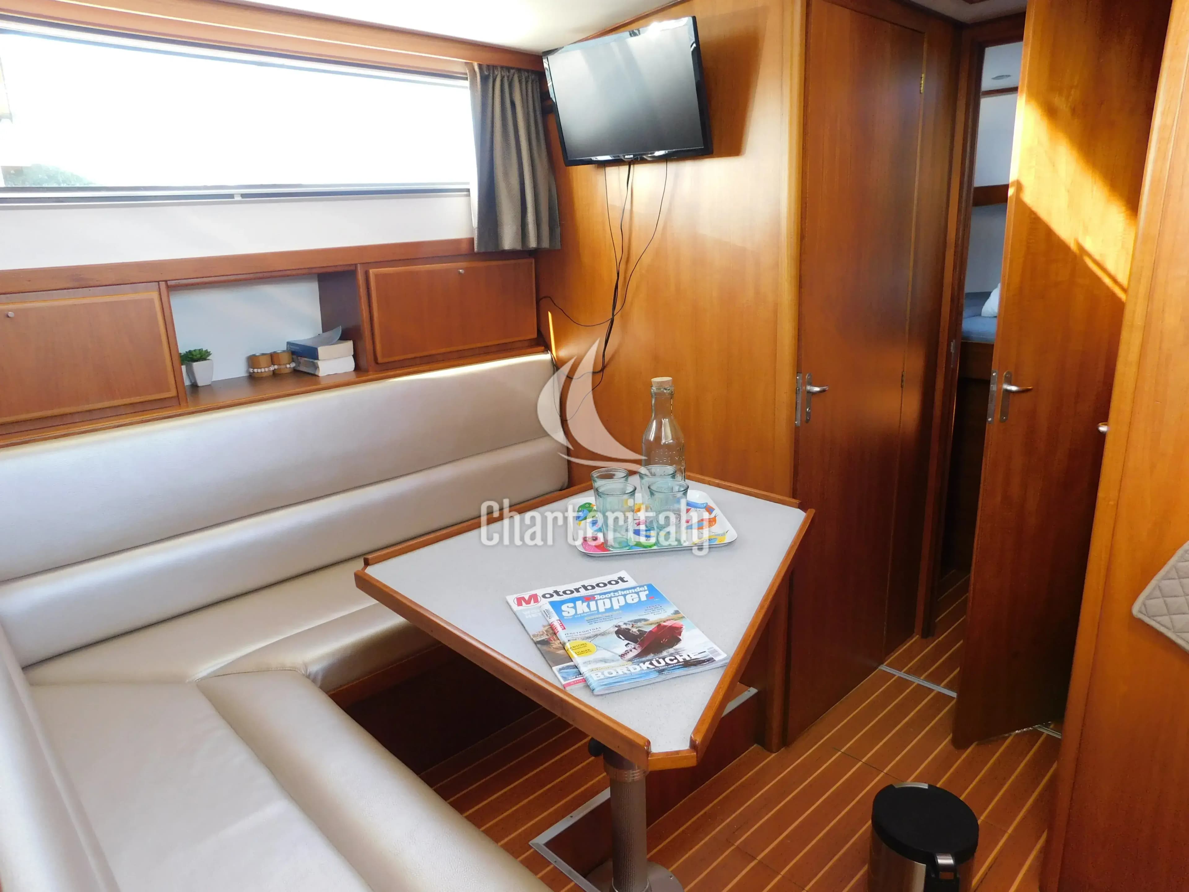 Delos 1100 Cruiser - Marmeralk - 3
