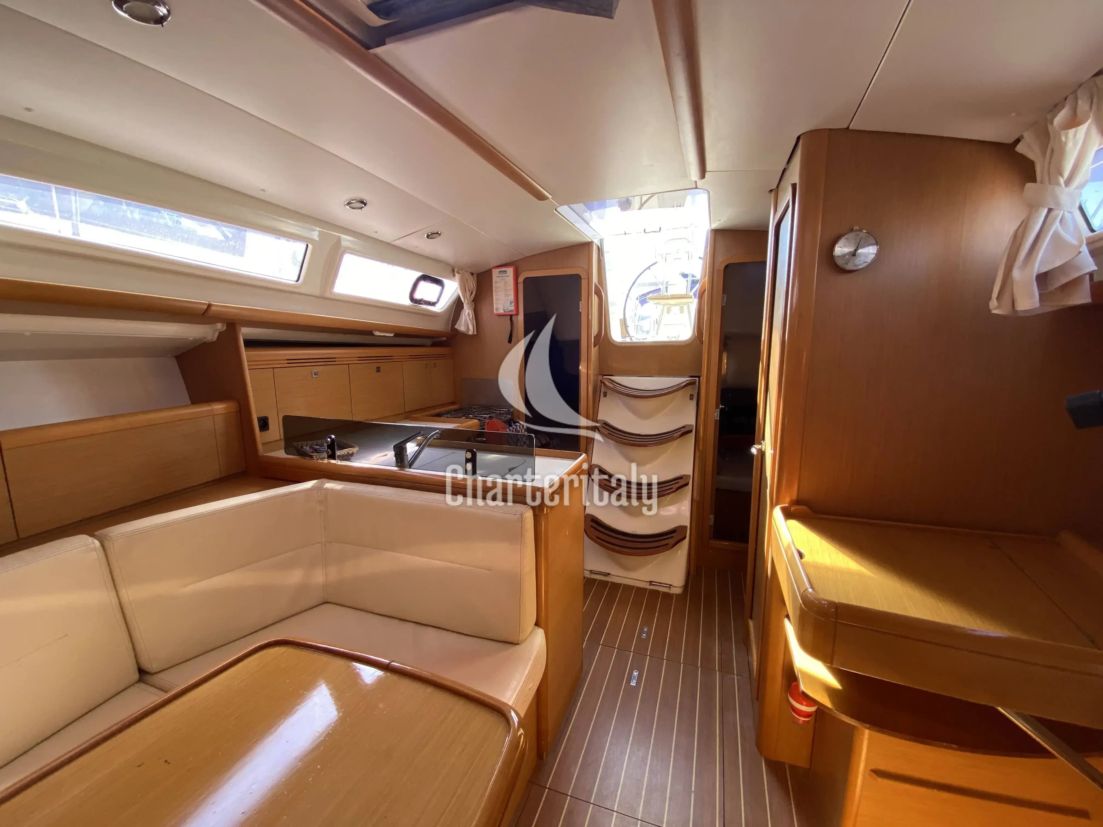 Sun Odyssey 36i - Blue Sky - 5