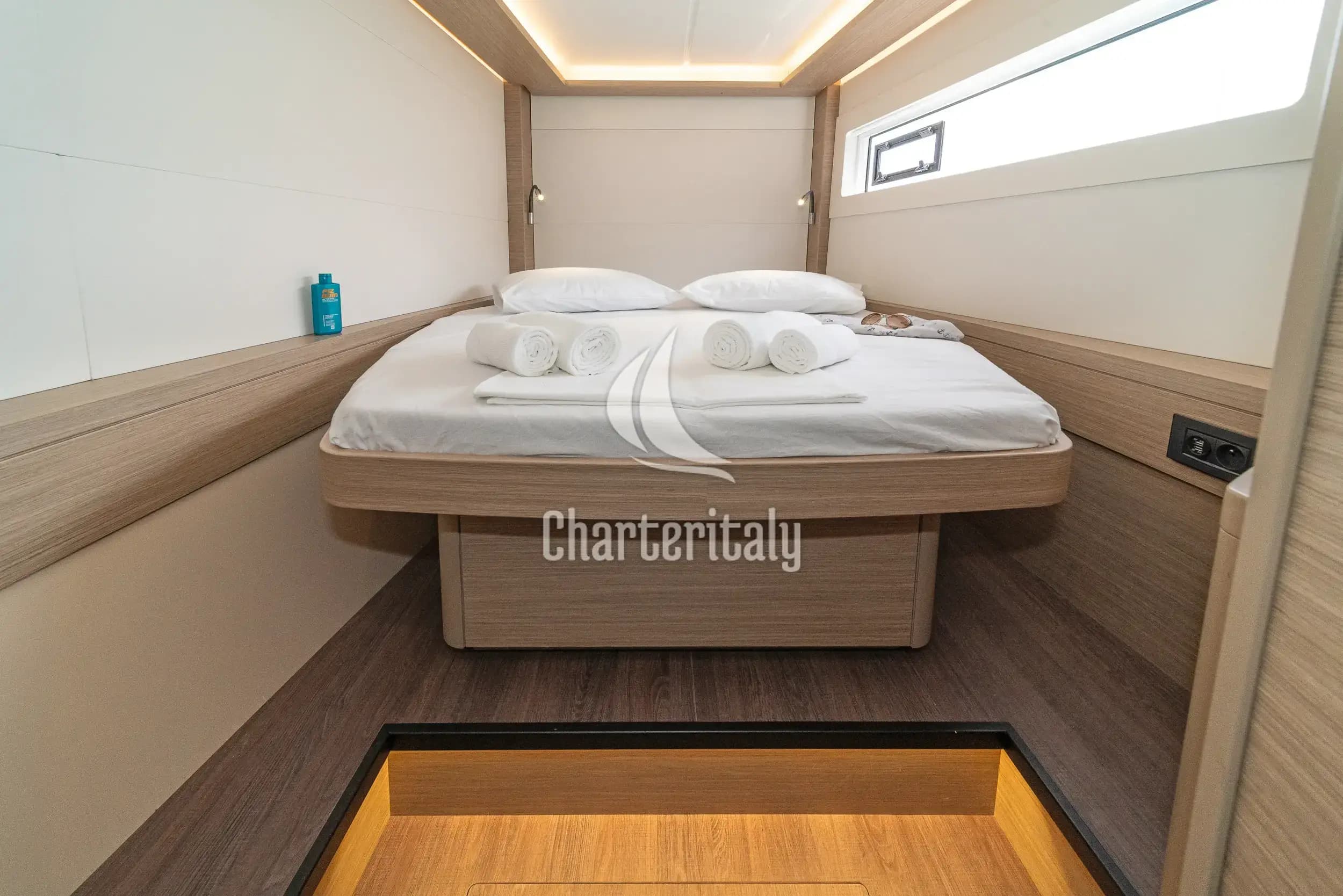 Lagoon 46 - First Care - 10