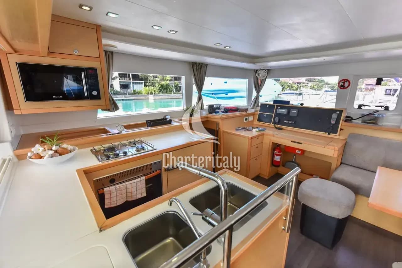 Lagoon 450 - 4 + 2 cab. - Muzikal - 17