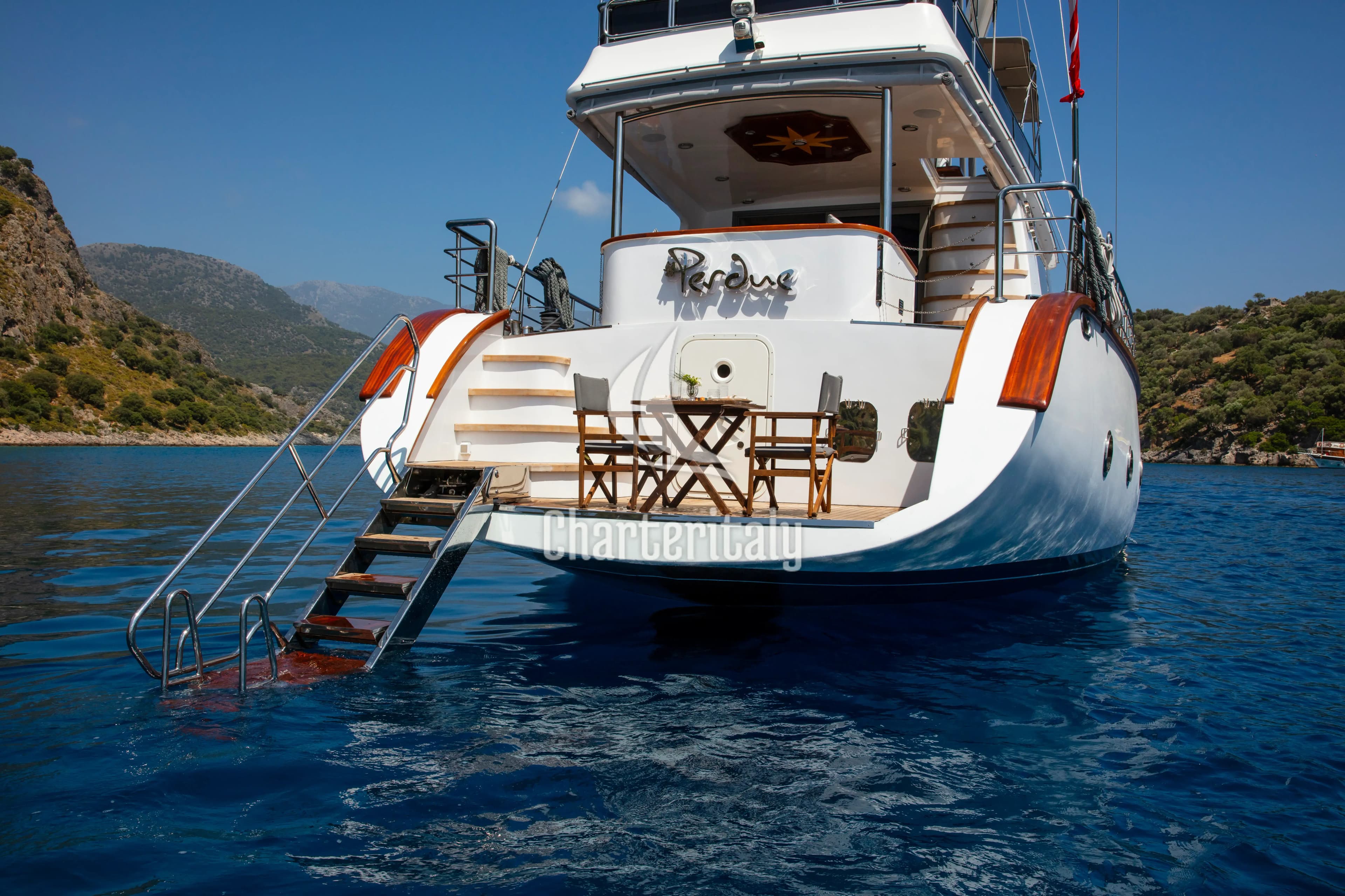 Motor sailer - Premium - 4