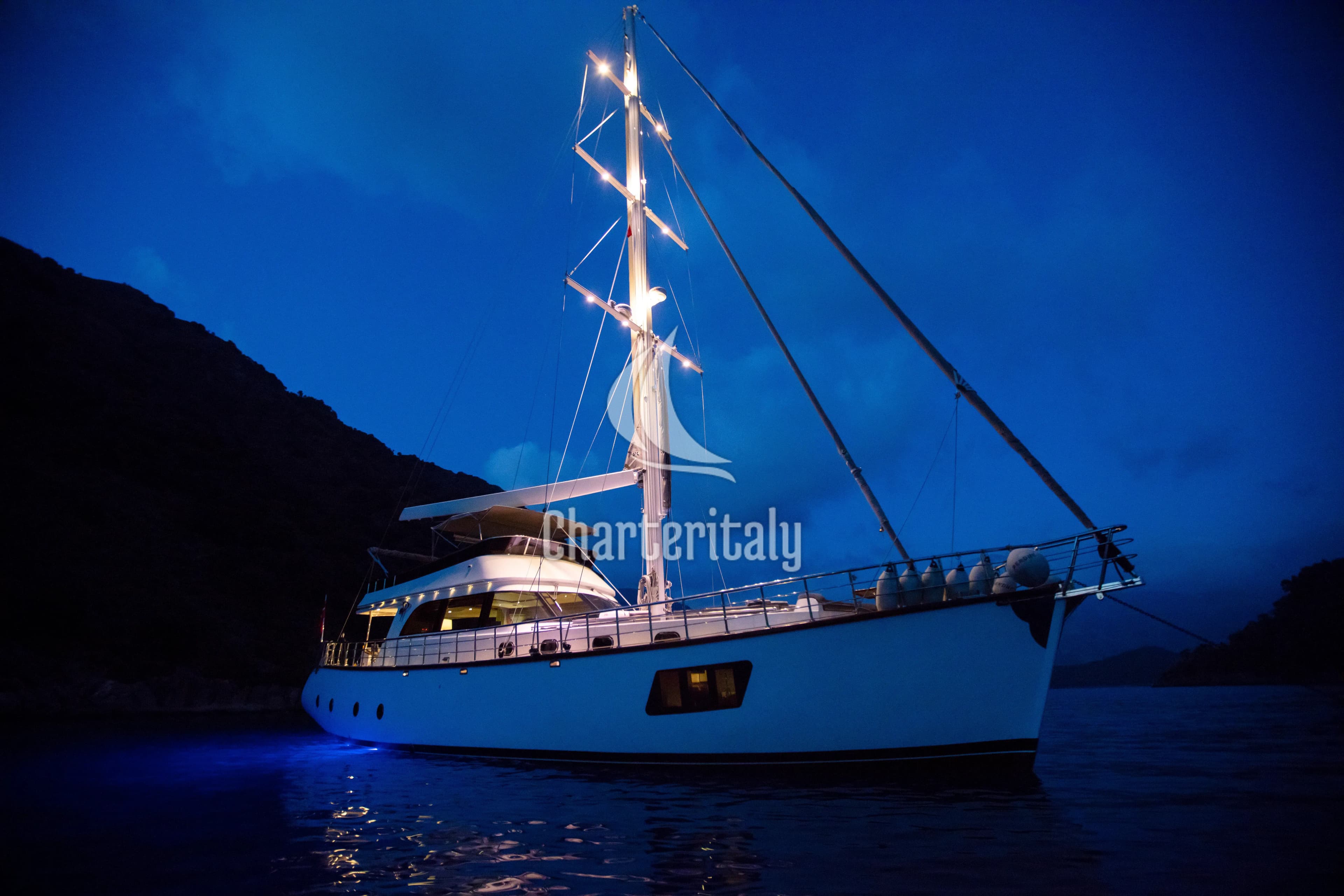 Motor sailer - Premium - 7