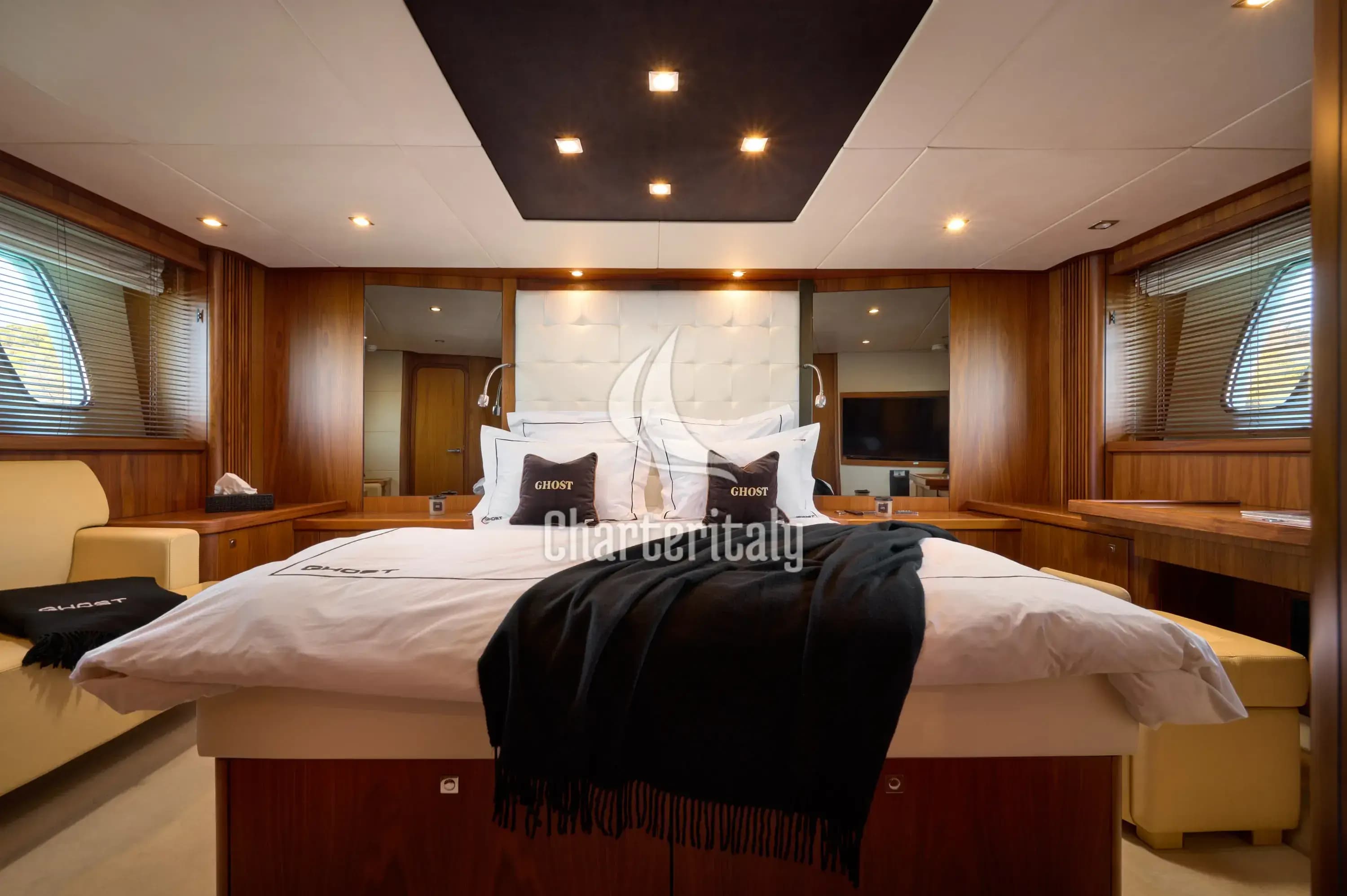 Sunseeker Predator 72 - Ghost - 21