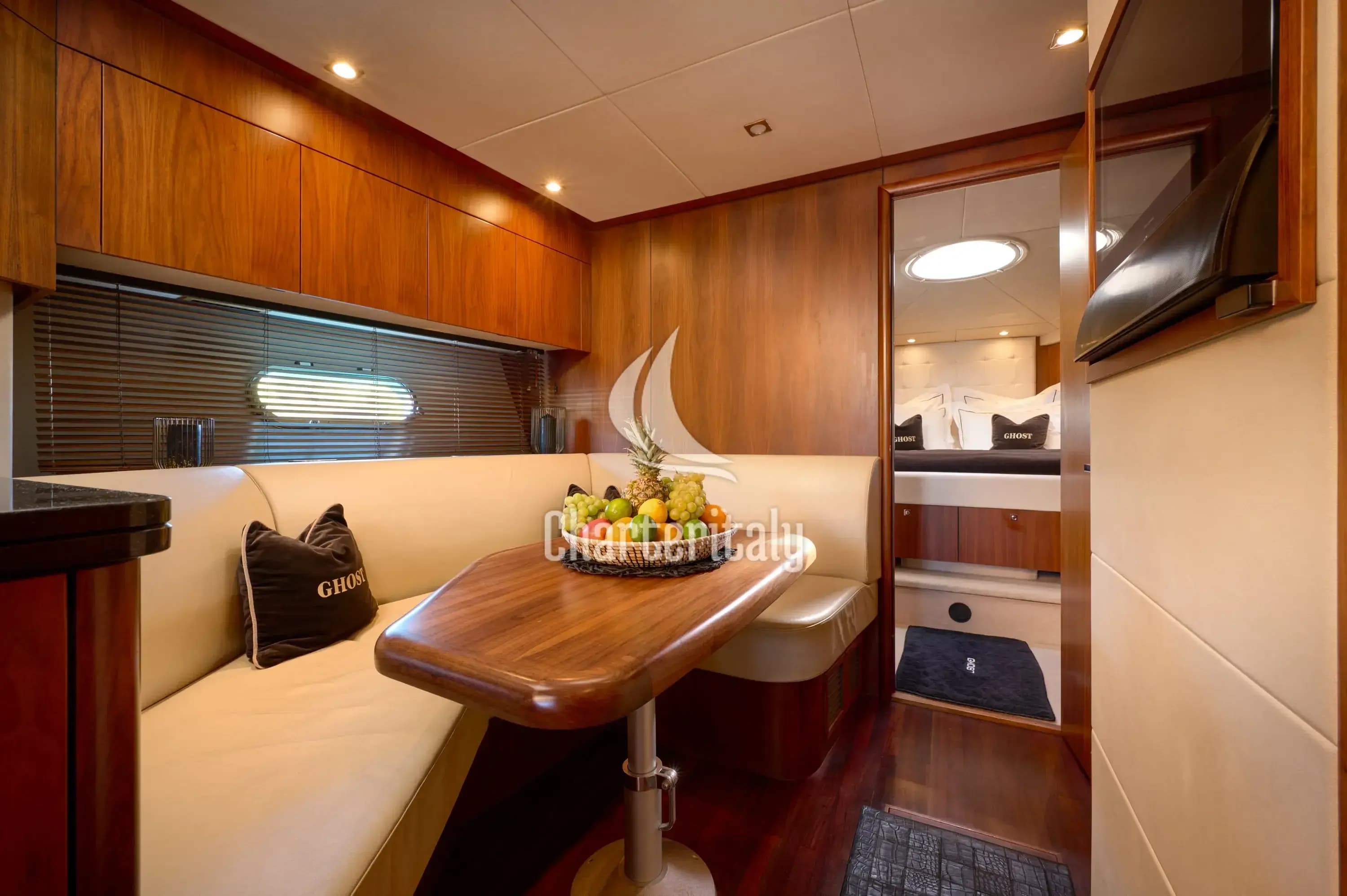 Sunseeker Predator 72 - Ghost - 70