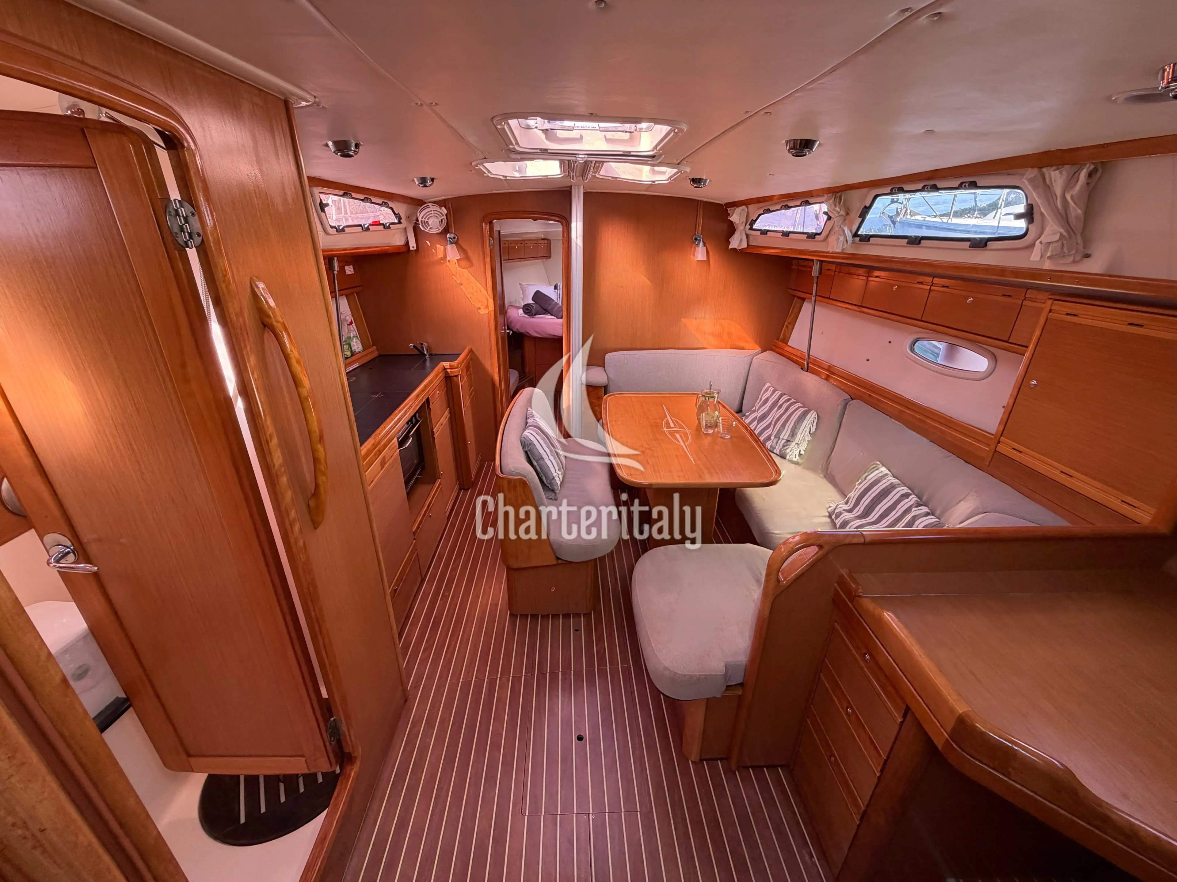 Bavaria Cruiser 40 - BUNNY GIRL - 3